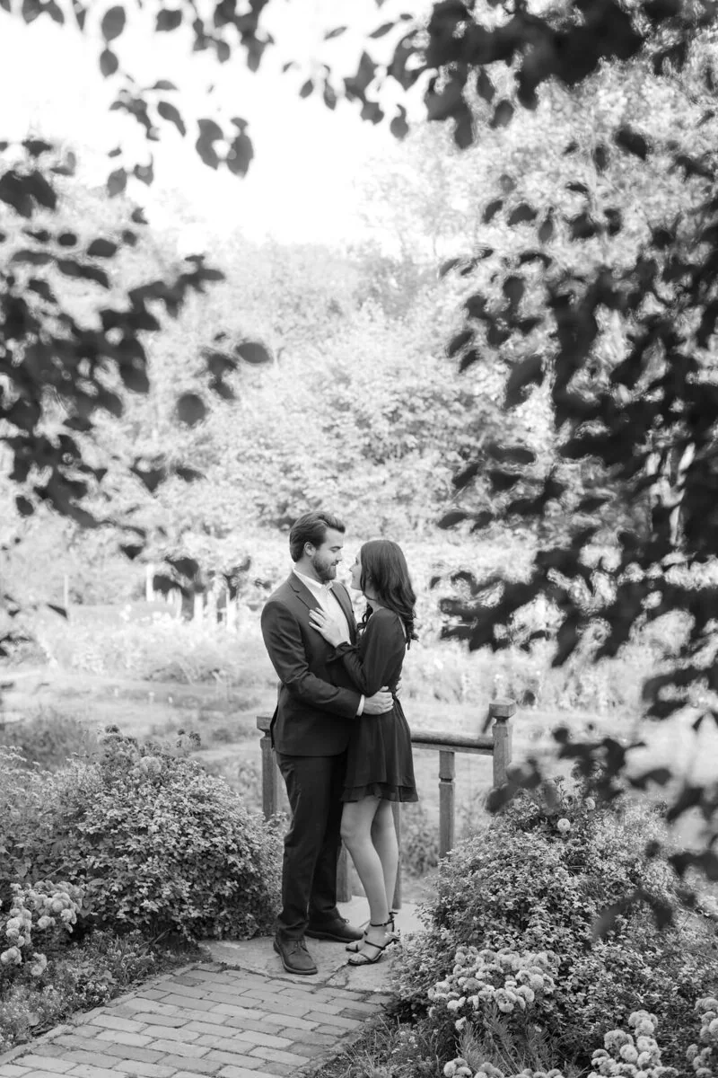 Caitlyn and Gray’s fall engagement photograph 17