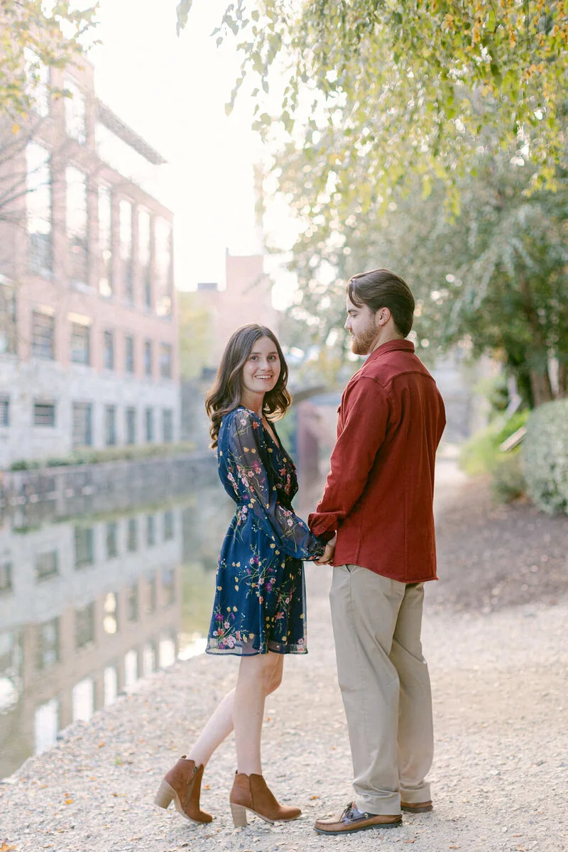 Caitlyn and Gray’s fall engagement photograph 24