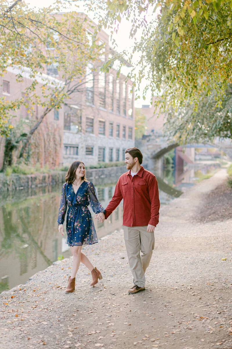 Caitlyn and Gray’s fall engagement photograph 25