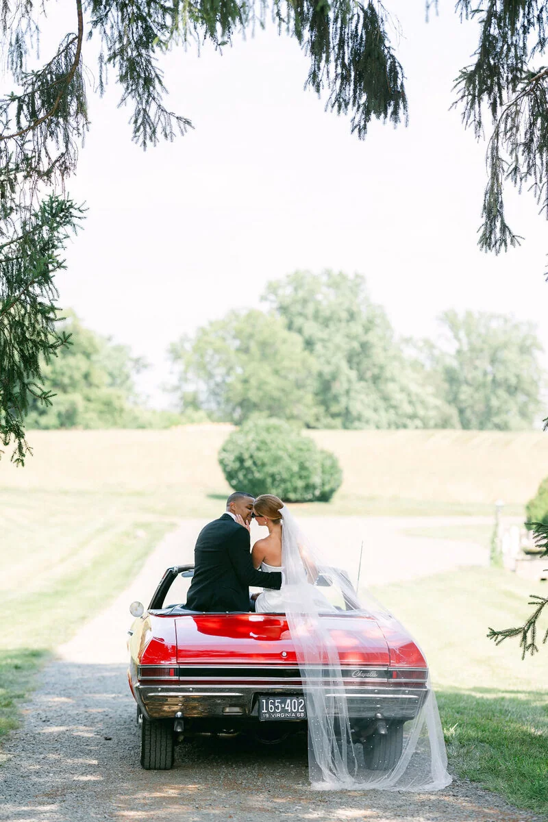 House of Pearls wedding editorial photograph 3